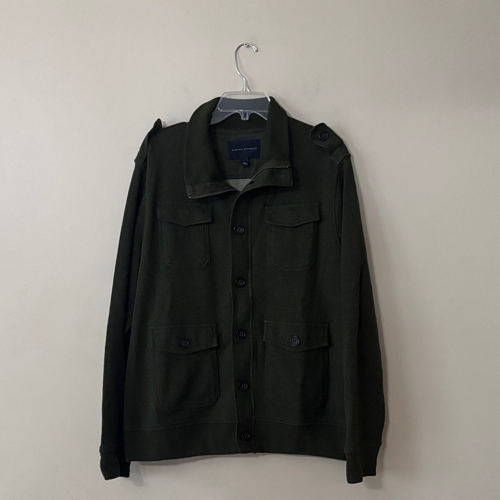 Banana Republic Men’s XL Multi-pocket Olive Sweater